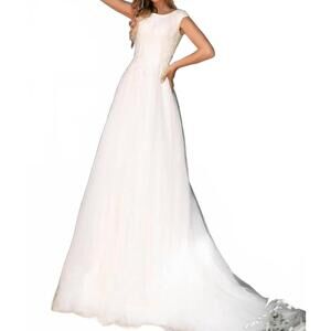 NEW LORE geneva classic a-line tulle wedding dress in champagne